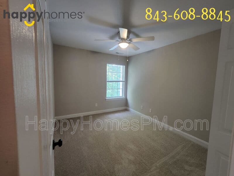 Summerville House: 111 Walden Ridge Way