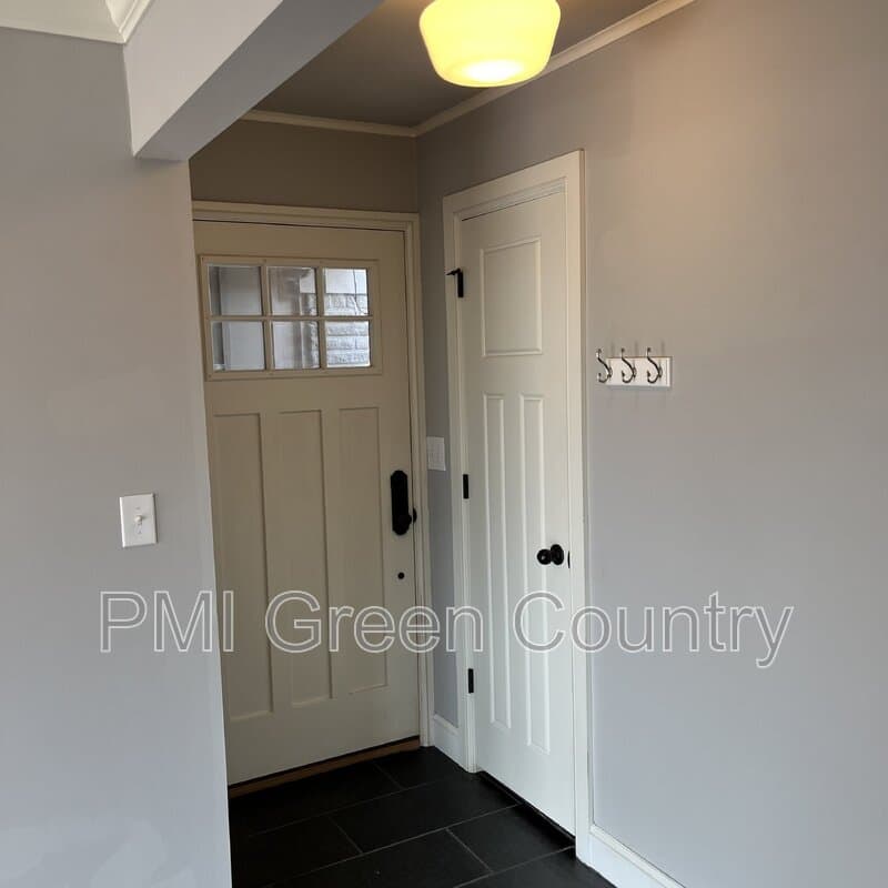 Tulsa House: 5428 E 25th Pl