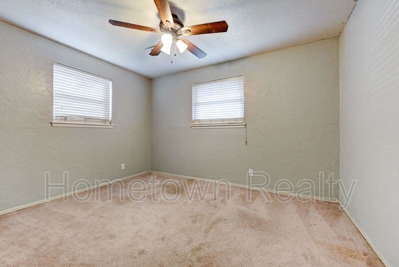Oklahoma City House: 2817 SW 82nd Street