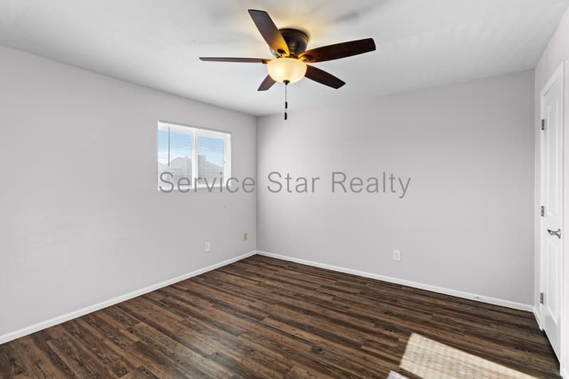 Phoenix House: 15411 N 2nd Pl
