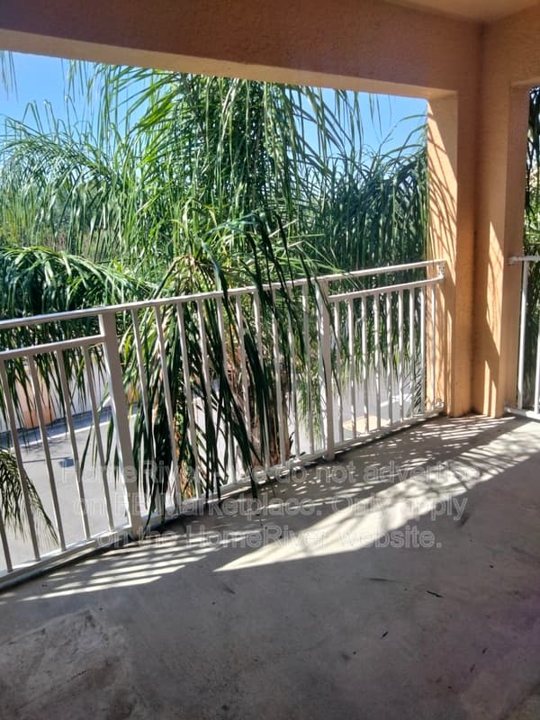 Port Saint Lucie House: 201 SW Palm Dr