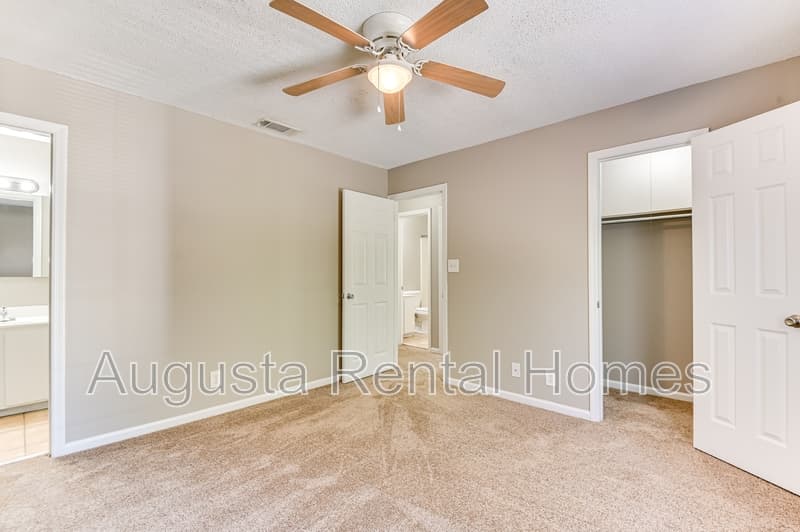 Augusta Condo: 940 Stevens Creek Road 403