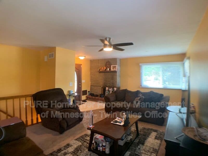 Crystal House: 4160 Kentucky Ave N