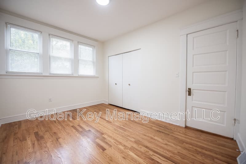 North Olmsted Condo: 5195 Dover Center Road - 1