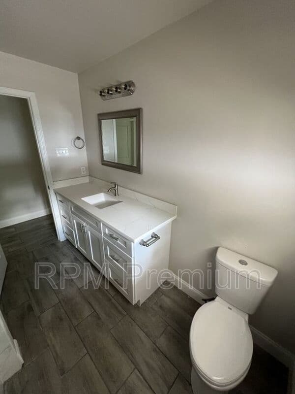 Baton Rouge House: 10444 Browning Dr.
