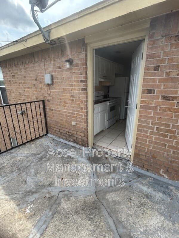 Mcallen House: 1522 W Nolana Avenue