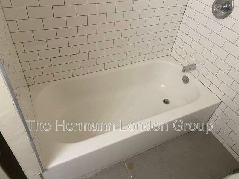 Saint Louis Condo: 2606 Oregon Avenue