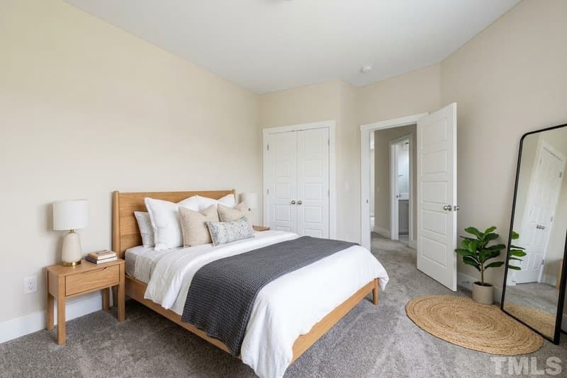 Wake Forest Condo: 861 South Franklin Street