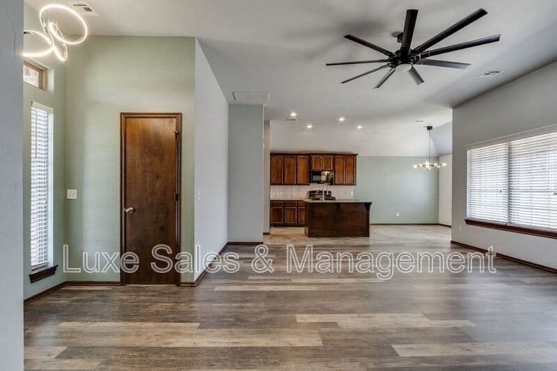 Piedmont House: 1174 Misty Ln NW