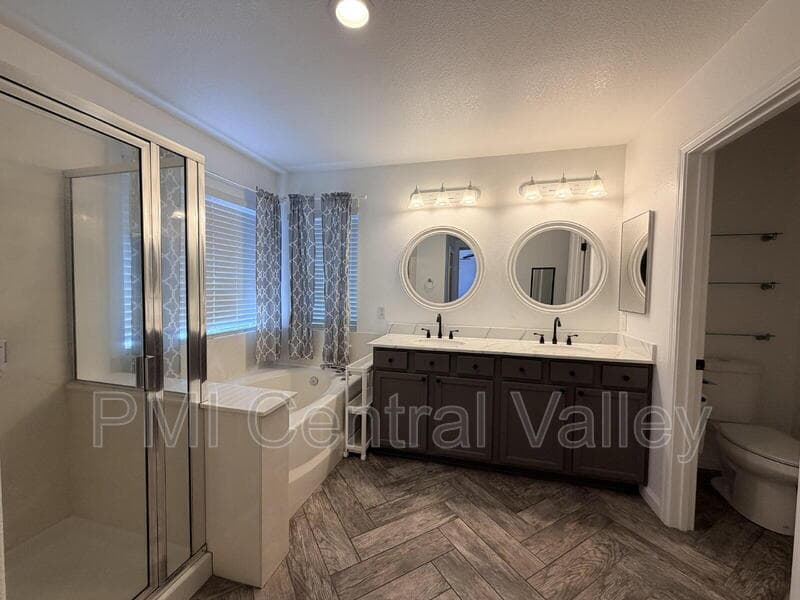 Lathrop House: 108 Hornfels Ave