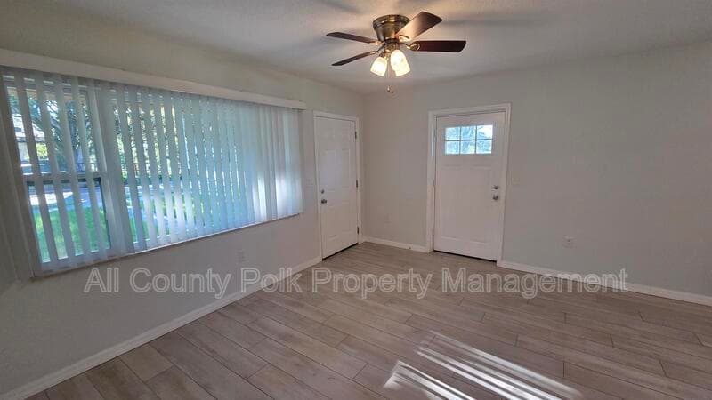 Lakeland House: 803 W Belmar St.