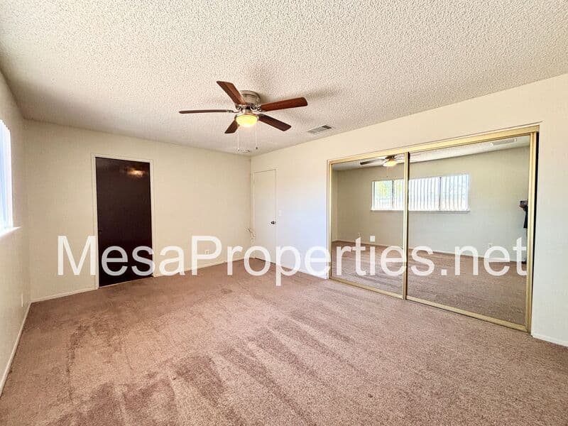 Hesperia House: 15019 Spruce St.