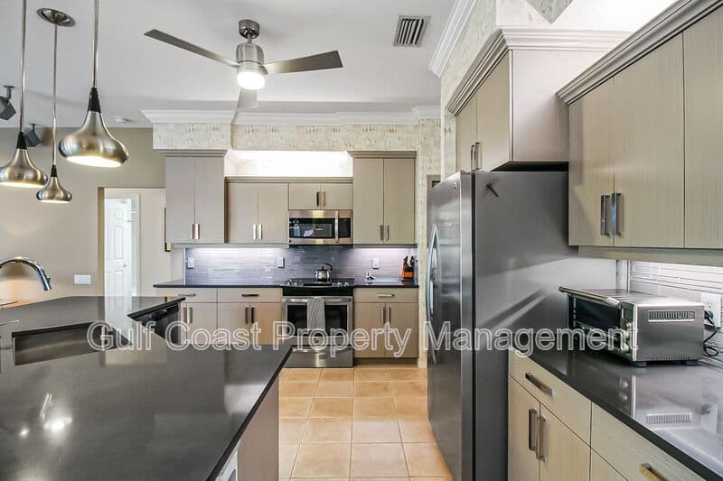 Nokomis House: 2107 Calusa Lakes Blvd