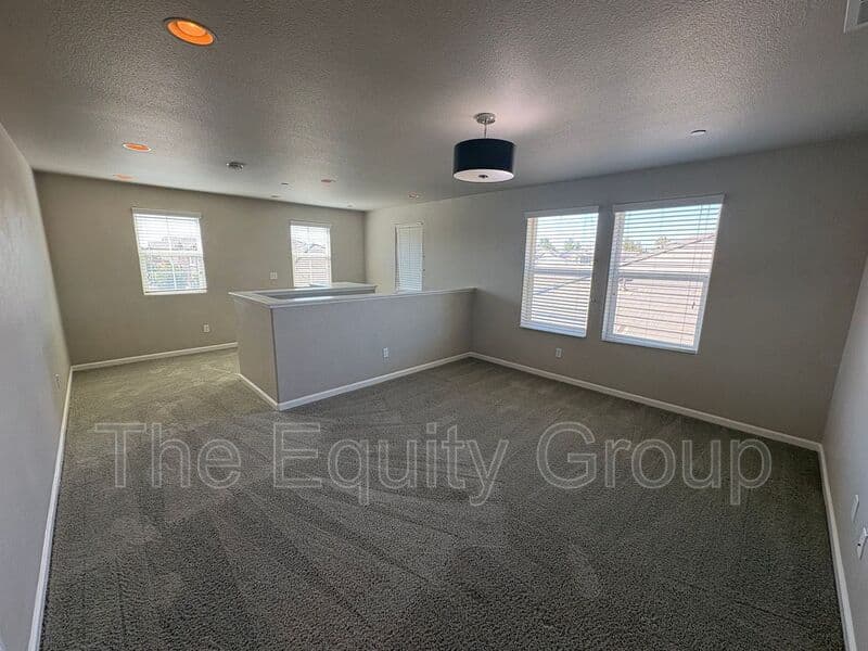 Clovis House: 3461 Alcove Way