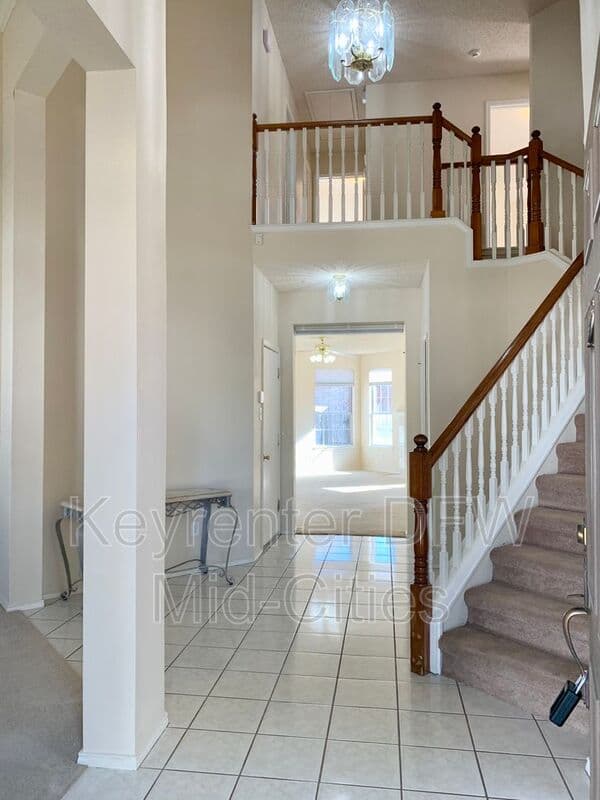 Plano House: 2320 Kittyhawk Drive