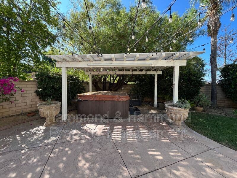 Simi Valley House: 5552 Evening Sky Dr