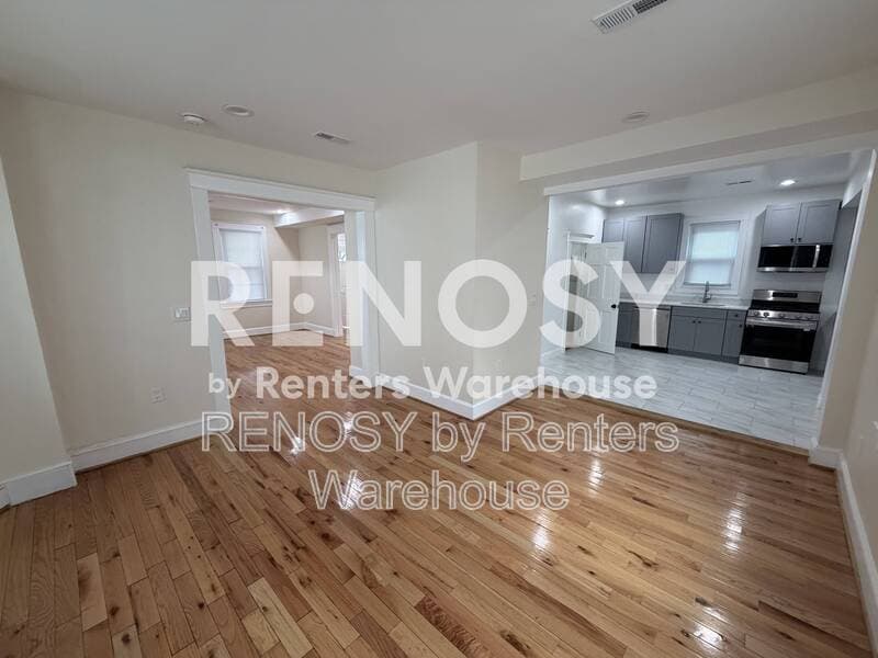 Gwynn Oak House: 3911 Chatham rd