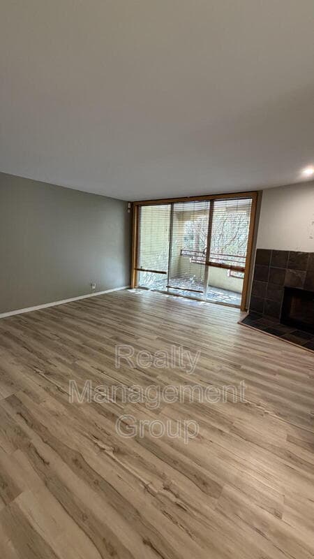San Diego Condo: 3502 Pringle Street