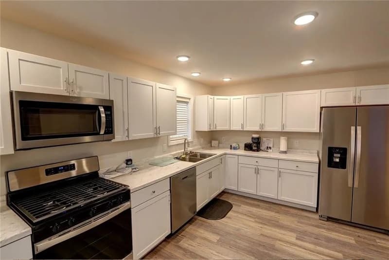 Hayward Condo: 10011 Aspen Ln