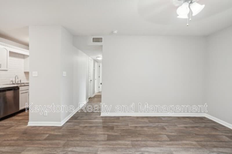 Clarksville Condo: 3301 Royster Lane