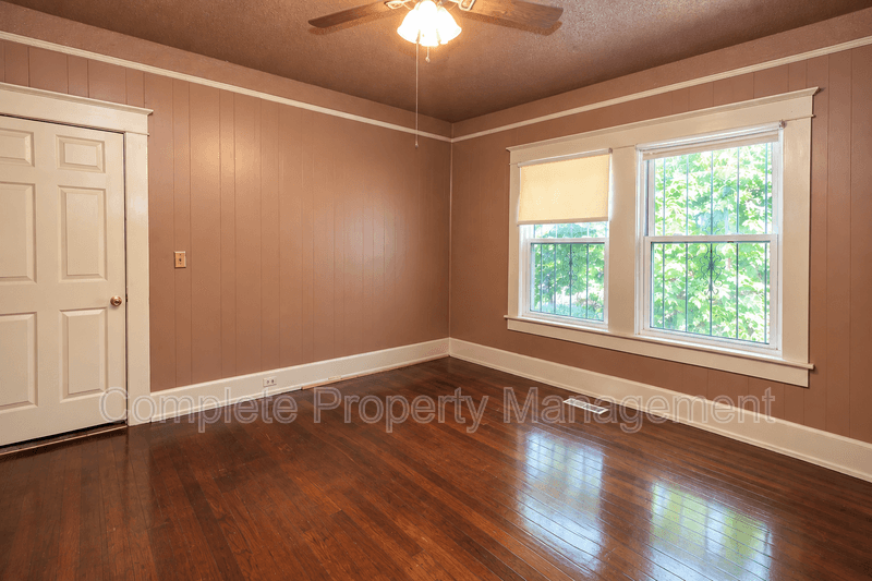 Fairfield House: 4629 Debardeleben Avenue