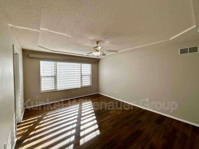 O'Fallon House: 1514 Peach Orchard Ln