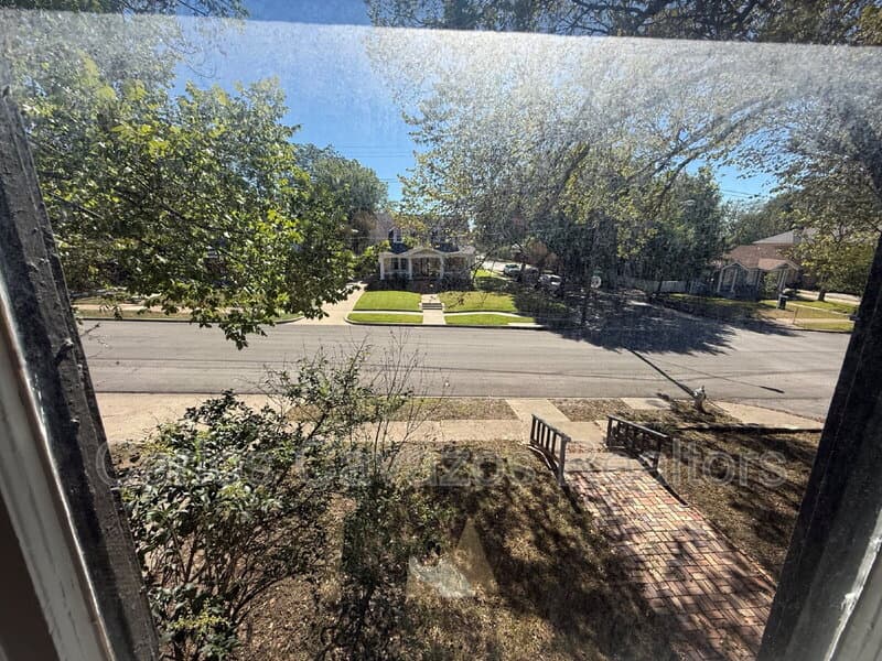 Dallas Condo: 5803 Tremont