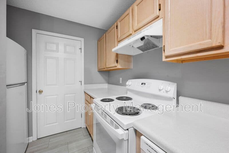 GASTONIA Condo: 1518 Union Road