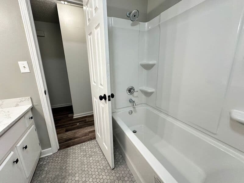 Birmingham House: 5997 Amber Hills Rd