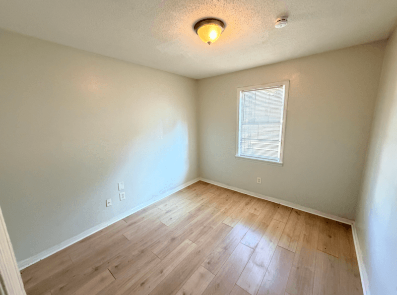 Birmingham Apartment: 928 53rd Street North