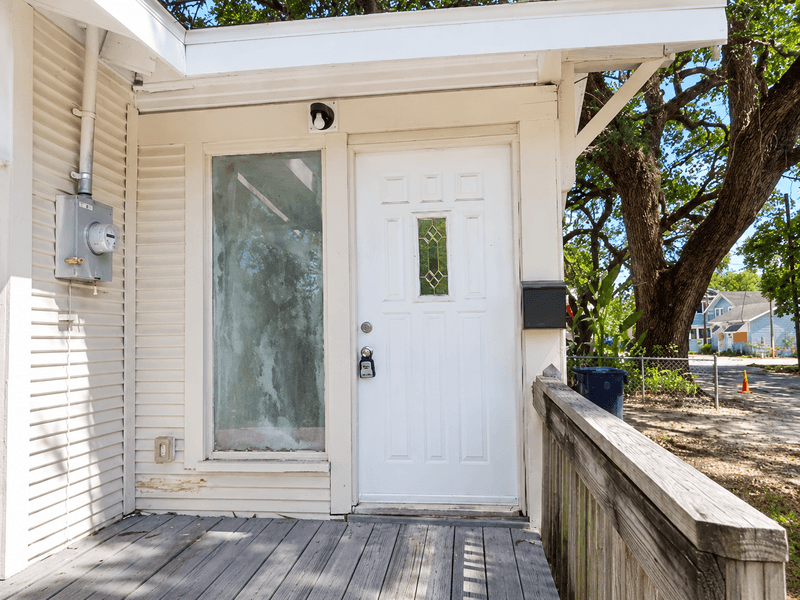 Tampa House: 7704 North Huntley Avenue