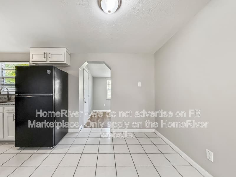Jacksonville House: 4231 Sabine Dr