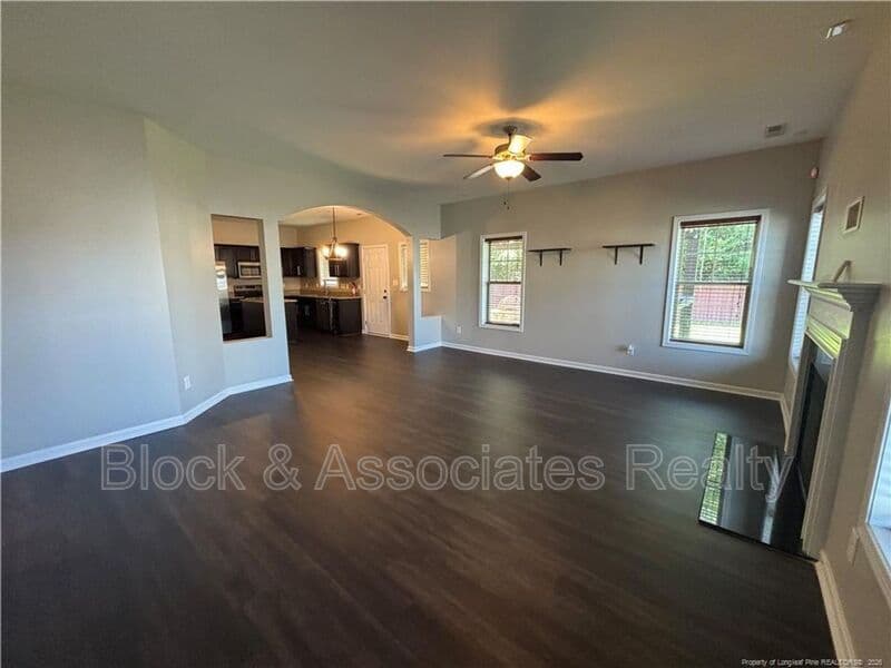 Raeford House: 438 Roanoke Dr