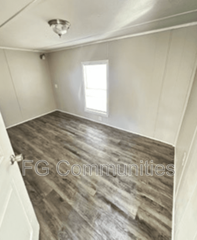 Morganton House: 2509 NC 18 US 64 Lot 10