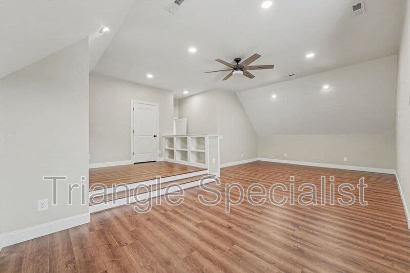 Rolesville House: 7436 Pomona Avenue