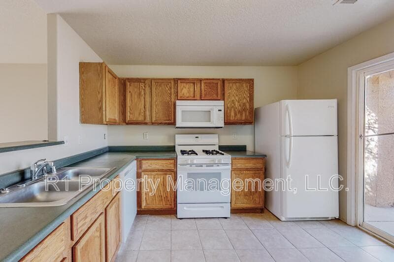 Rio Rancho House: 3473 Martin Meadows Drive Northeast