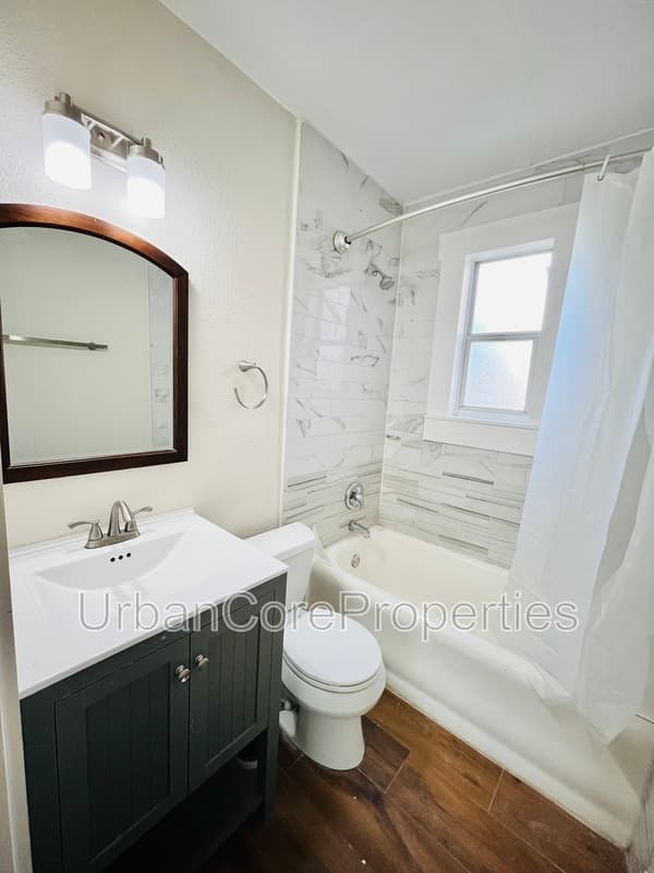 St. Petersburg Condo: 360 13th Ave NE