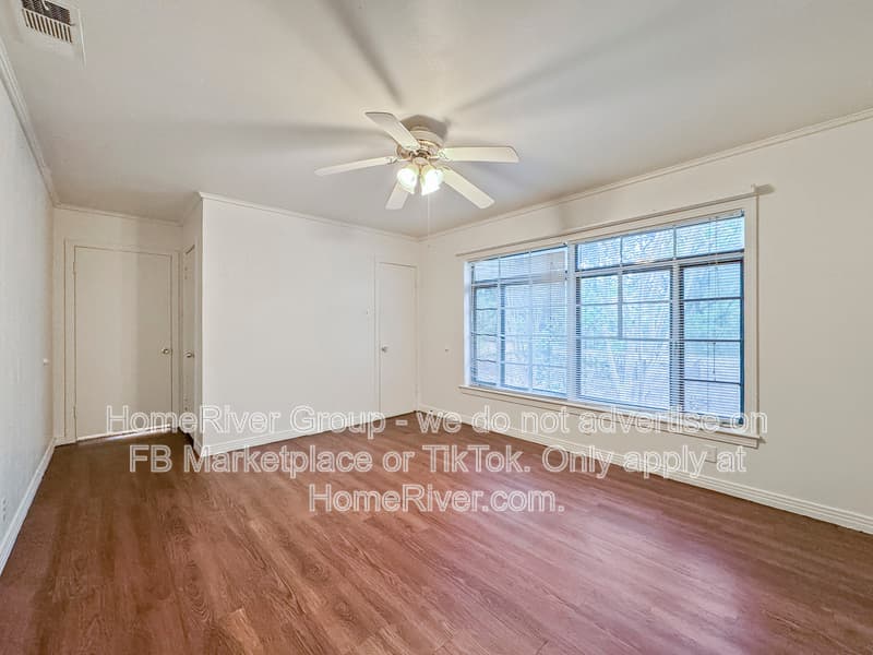 Dallas House: 2627 Wynnewood Dr