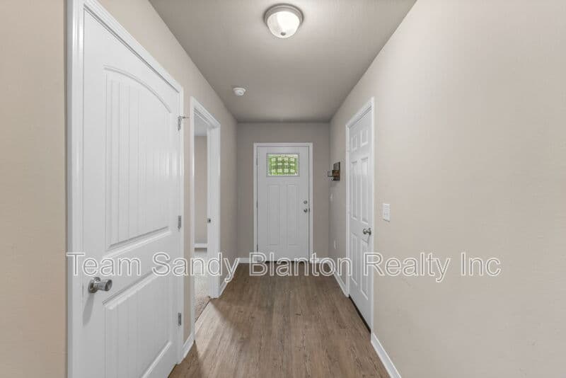 Milton House: 3210 Electra Drive