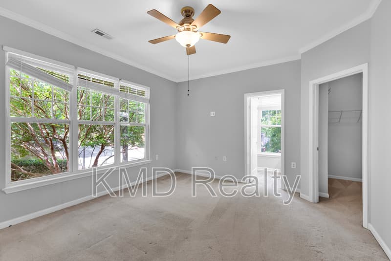 Charlotte Townhome: 15402 St Christopher Court