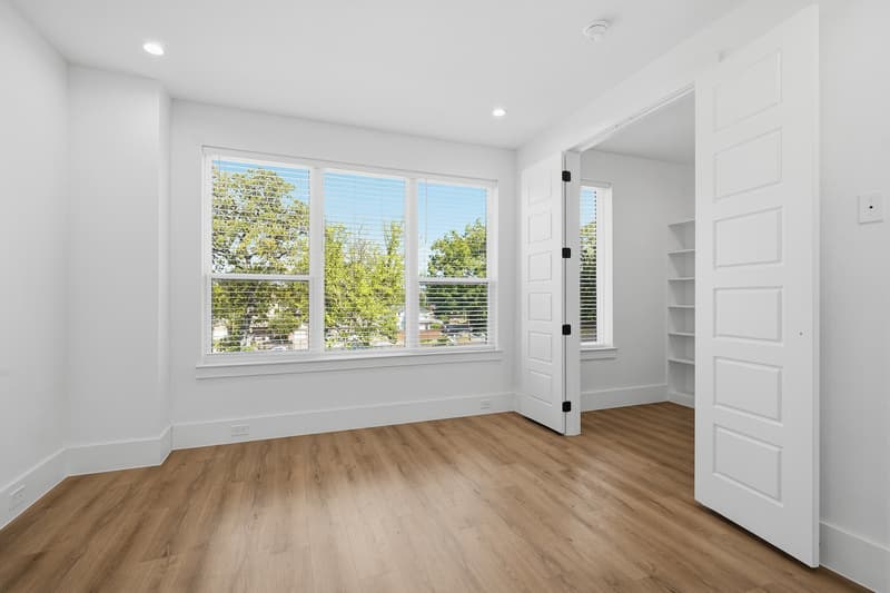 Dallas House: 2345 Hondo Avenue - 1