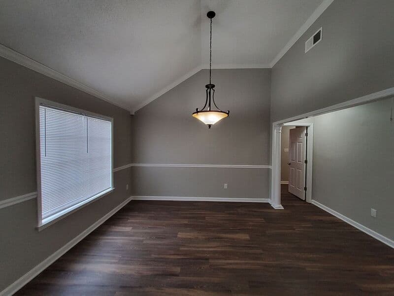 Cordova House: 647 S Sanga Rd