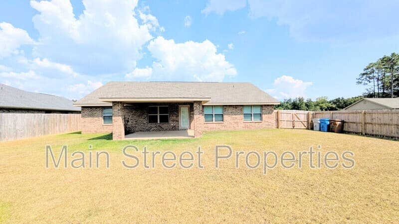 Milton House: 5669 Old Stone Boulevard