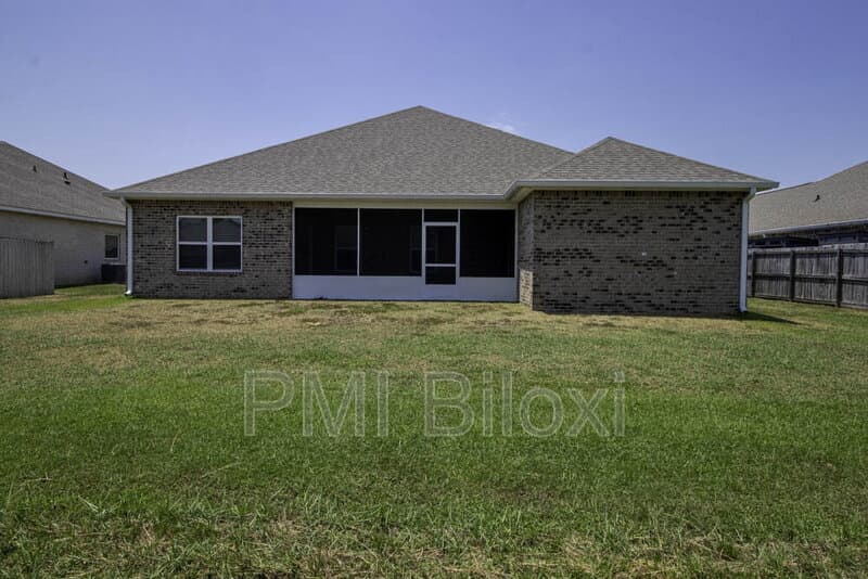 Ocean Springs House: 1208 Carraway Cove