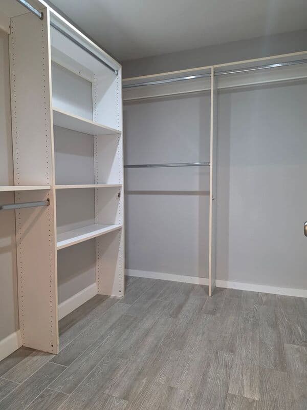 Tustin House: 12425 Woodhall Way