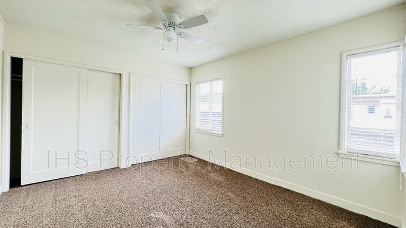 Richland Condo: 1209 George Washington Way