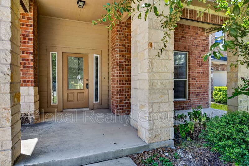 San Antonio House: 14918 Goldfinch Wy