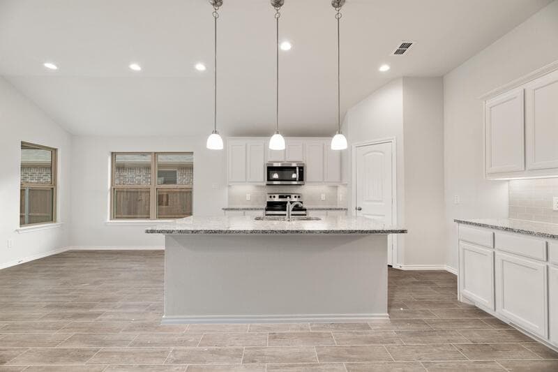 Aubrey House: 635 Frio Lane