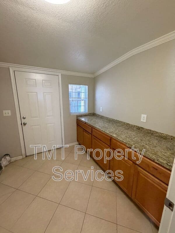 Sacramento House: 4200 35th St