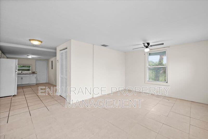 Riviera Beach House: 140 W 15th Street
